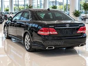Toyota Crown 2009 Black