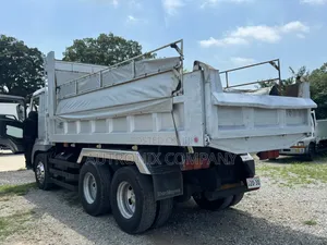 Mitsubishi FUSO Super Great 10 Ton 2005 White