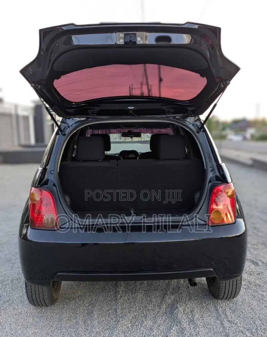 Toyota IST 2005 Black