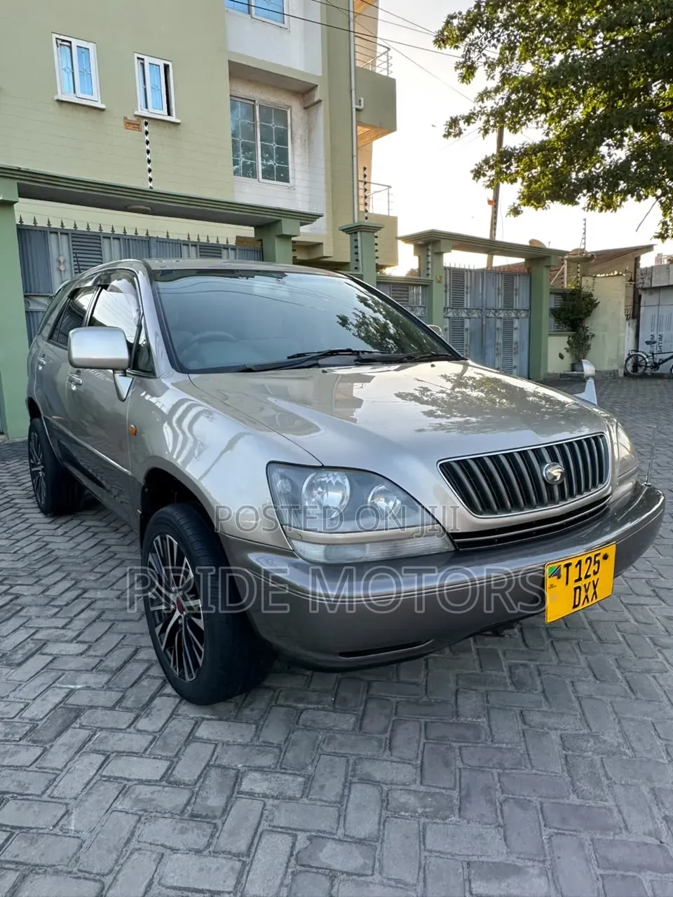 Toyota Harrier 2.2 16V 1998 Gold