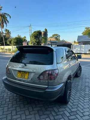 Toyota Harrier 2.2 16V 1998 Gold