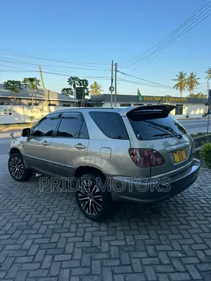 Toyota Harrier 2.2 16V 1998 Gold