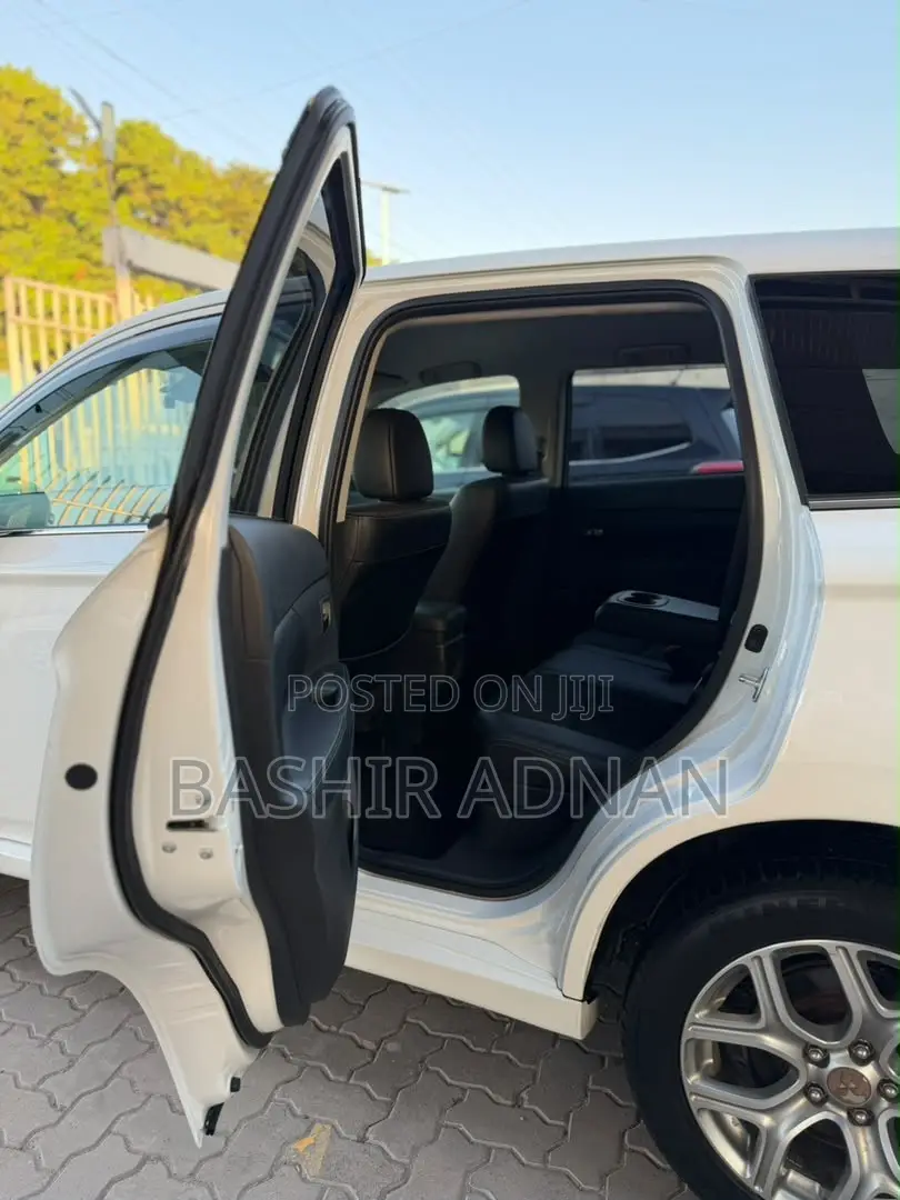 Mitsubishi Outlander 2.0 PHEV AWD 2015 White