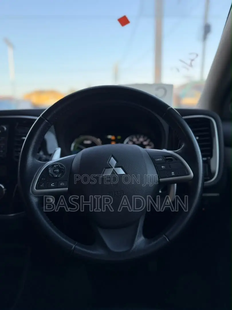 Mitsubishi Outlander 2.0 PHEV AWD 2015 White
