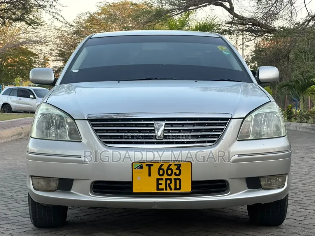 Toyota Premio 2004