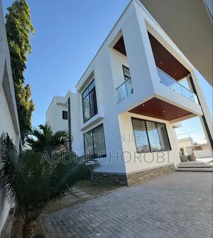 5bdrm Mansion in Mbweni for sale
