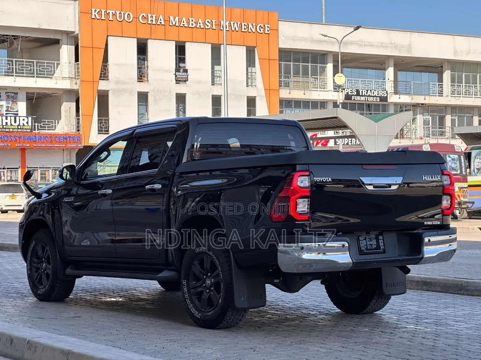 Toyota Hilux 2020 Black