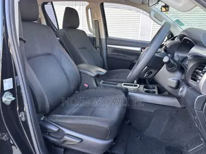 Toyota Hilux 2020 Black