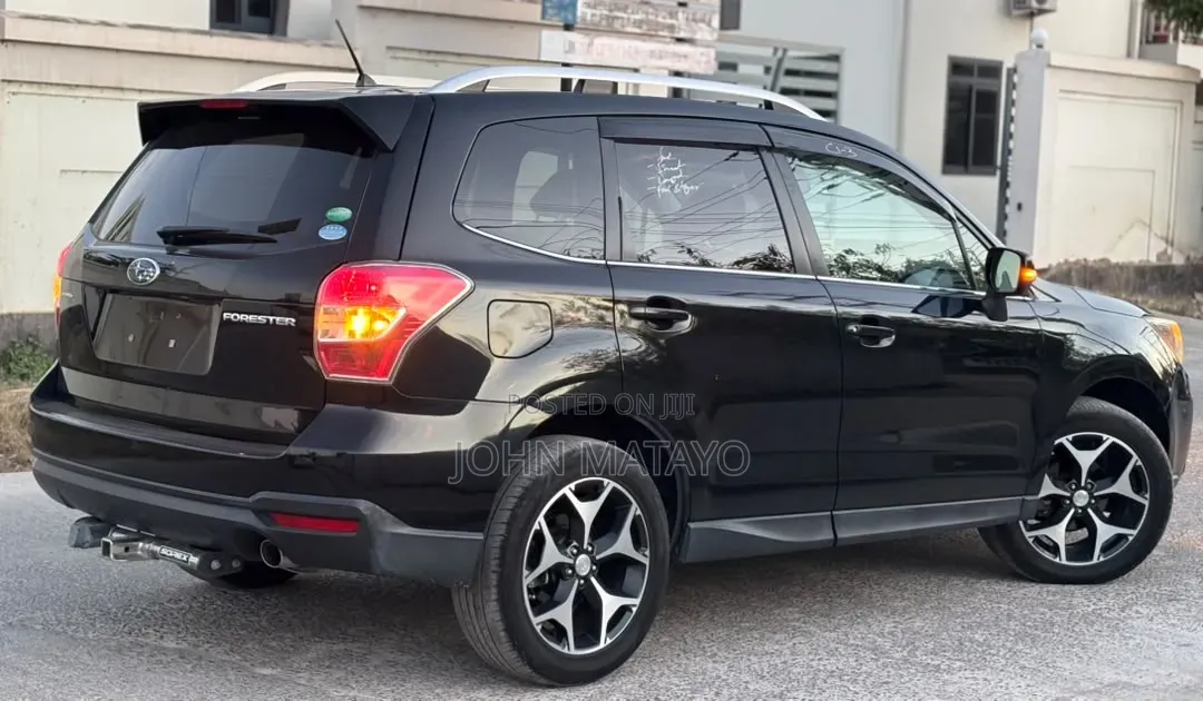 Subaru Forester 2013 Black