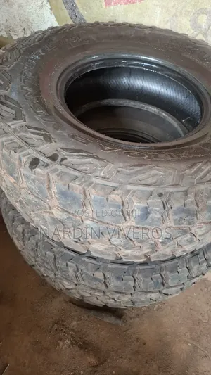 Kumho Tire LT 315 / 75 R16 127/124q