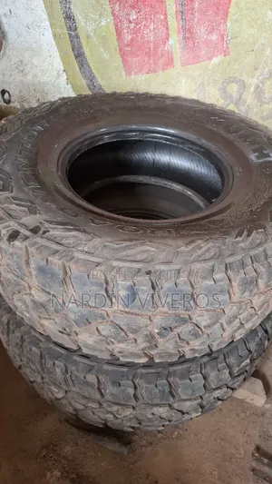 Kumho Tire LT 315 / 75 R16 127/124q