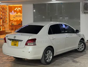 Toyota Belta 2007 White