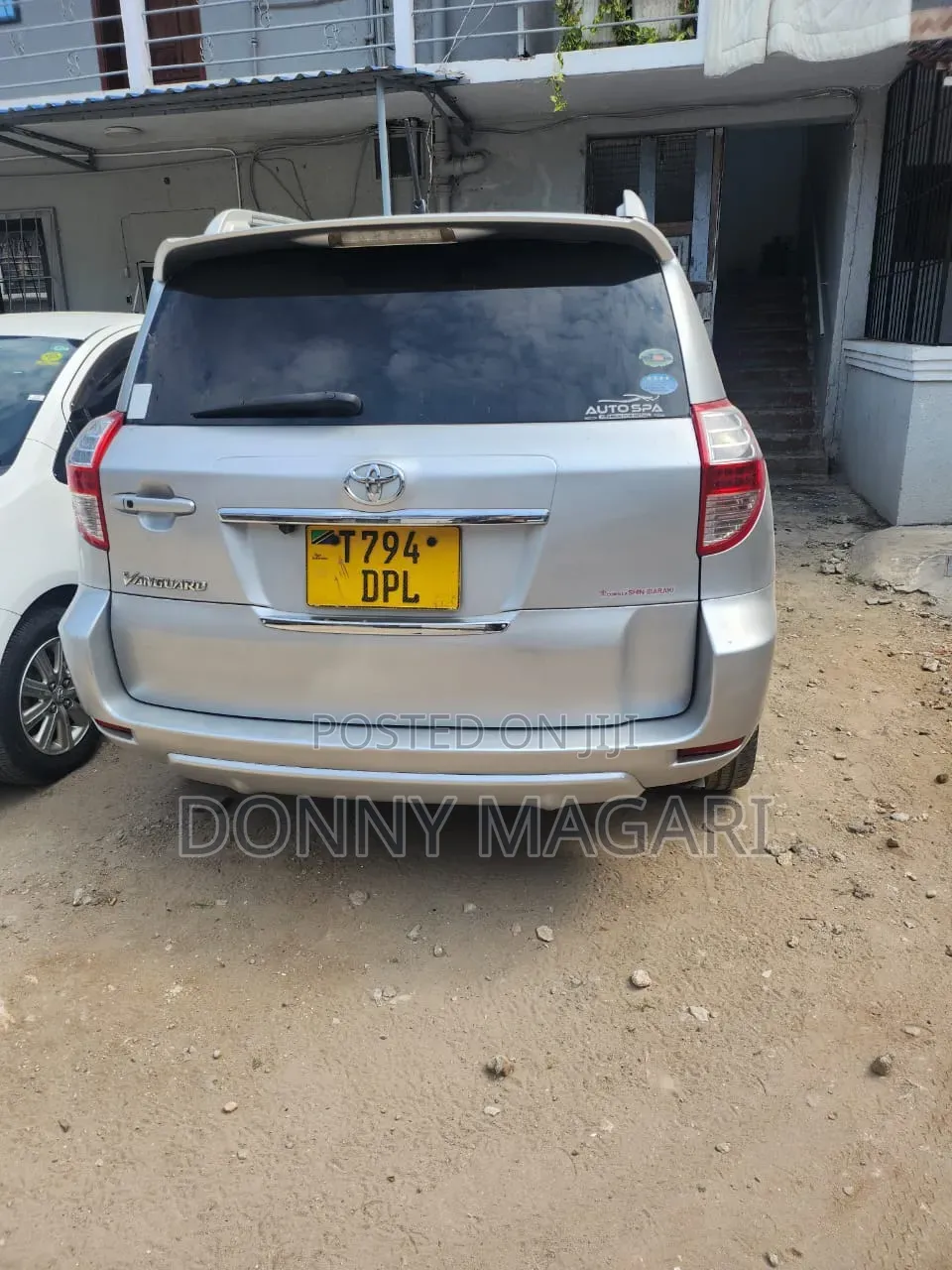 Toyota Vanguard 2008 Silver