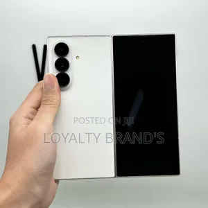 New Samsung Galaxy Z Fold8 Ultra 512 GB Gold