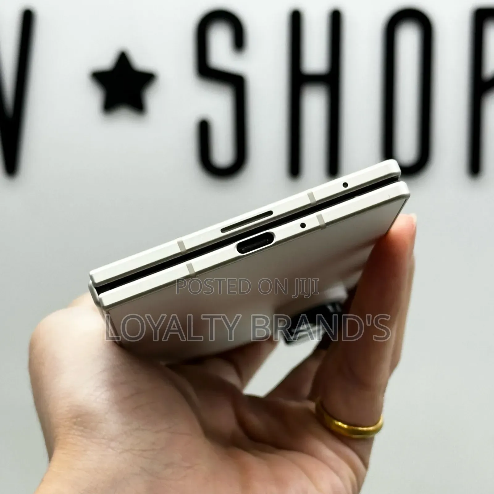New Samsung Galaxy Z Fold8 Ultra 512 GB Gold