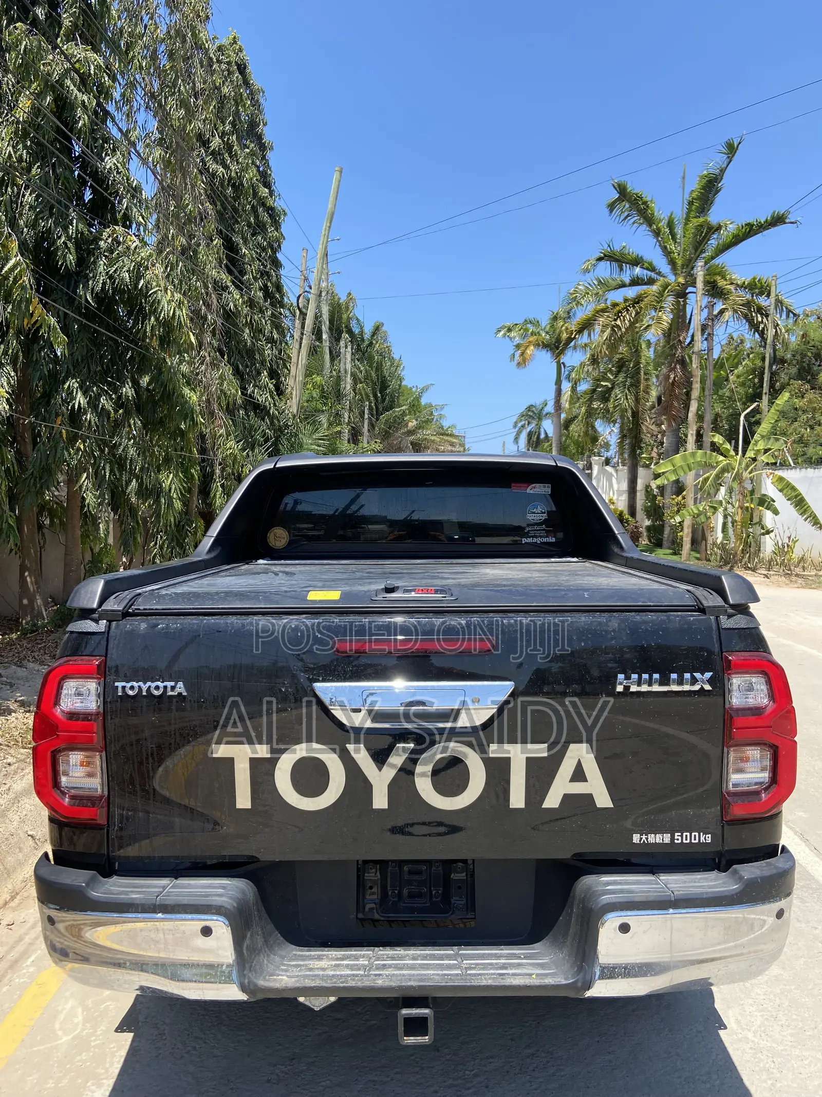 Toyota Hilux 2023 Black