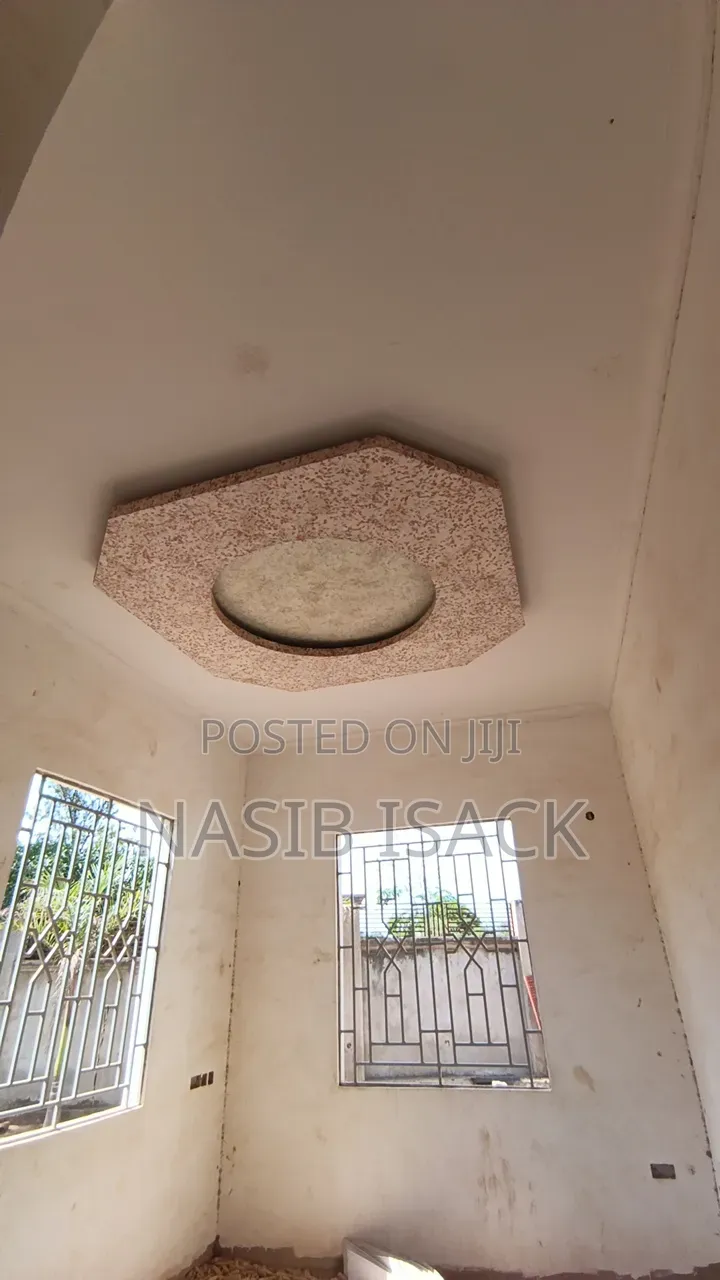 3bdrm House in Buswelu for sale