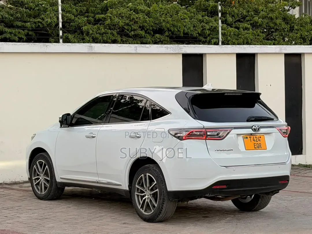Toyota Harrier 2015 White