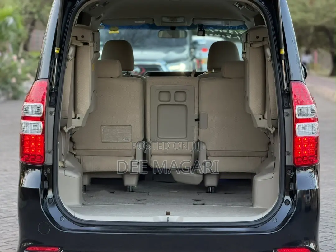 Toyota Noah 2009 Black