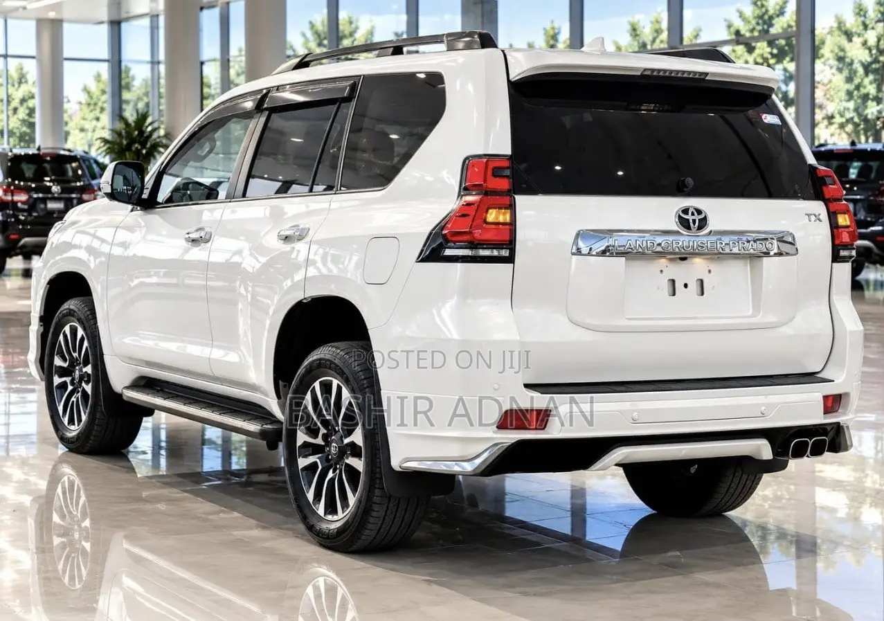 Toyota Land Cruiser Prado 2023 Pearl