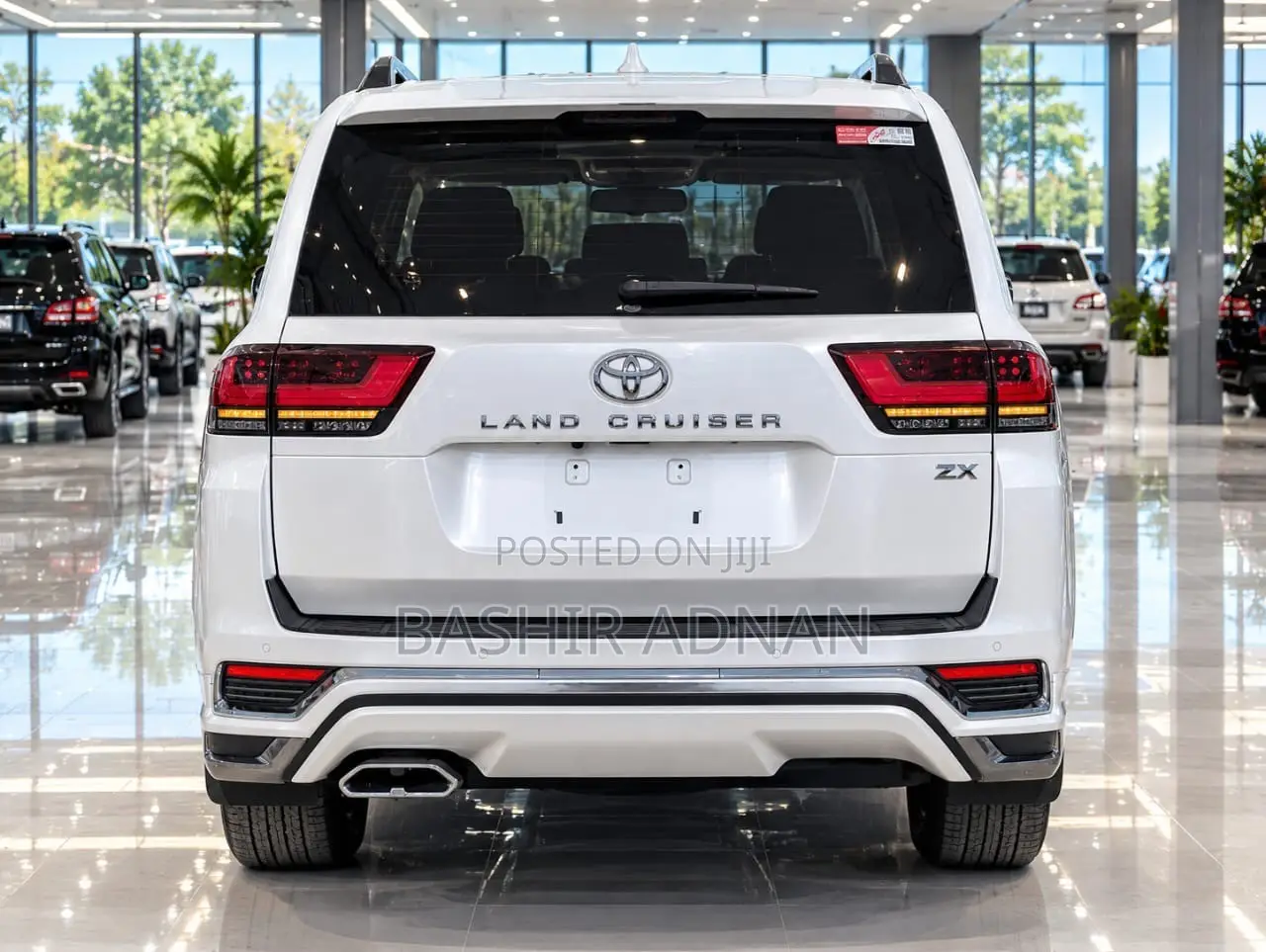 Toyota Land Cruiser LC300 2025 Off white
