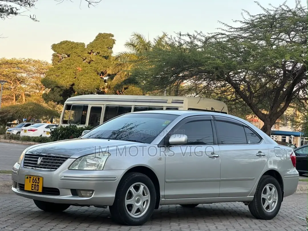 Toyota Premio 2004 Silver