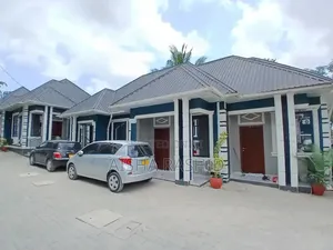 1bdrm Apartment in Kimara for rent