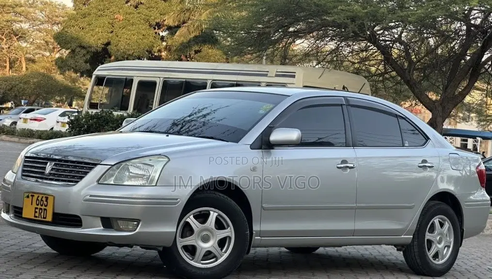 Toyota Premio 2004 Silver