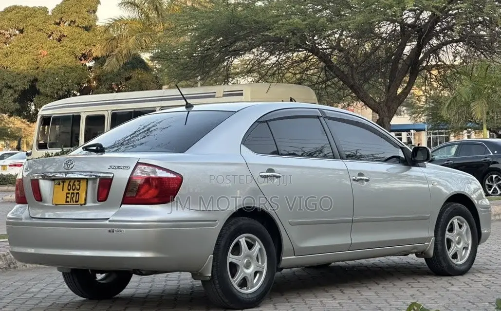 Toyota Premio 2004 Silver
