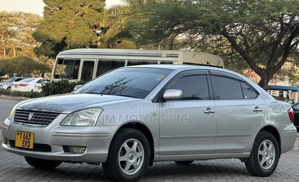 Toyota Premio 2004 Silver