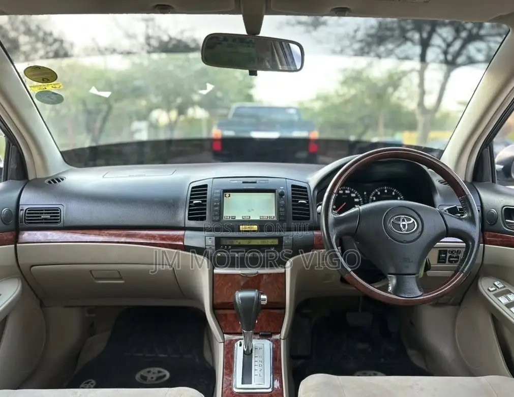 Toyota Premio 2004 Silver