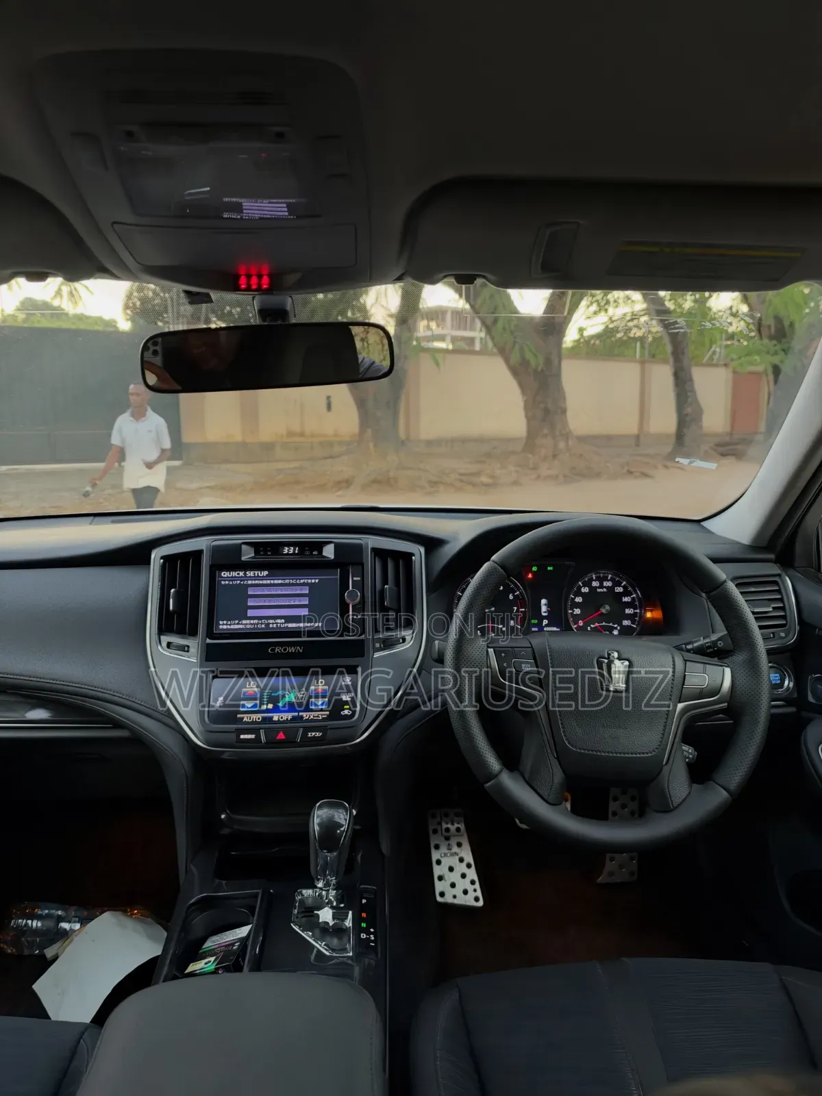 Toyota Crown 2015 Off white