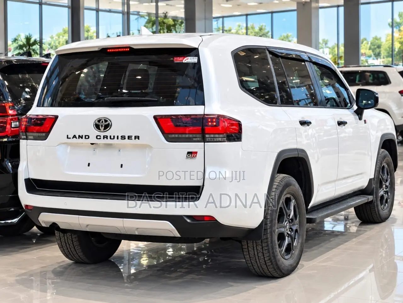 Toyota Land Cruiser LC300 2023 Pearl