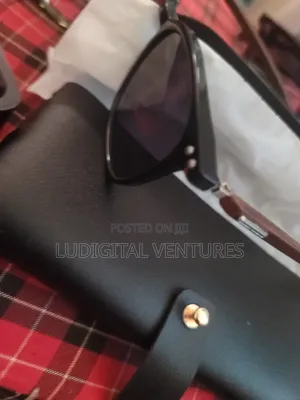 Vintage Sun Glasses + Cover & Cloth