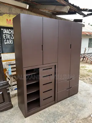 Kabati La Milango 4