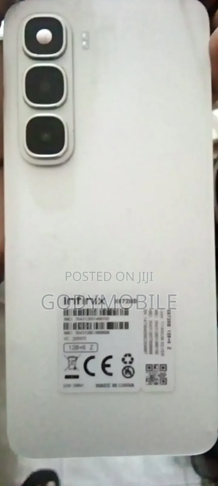 Infinix Hot 60i 128 GB Silver