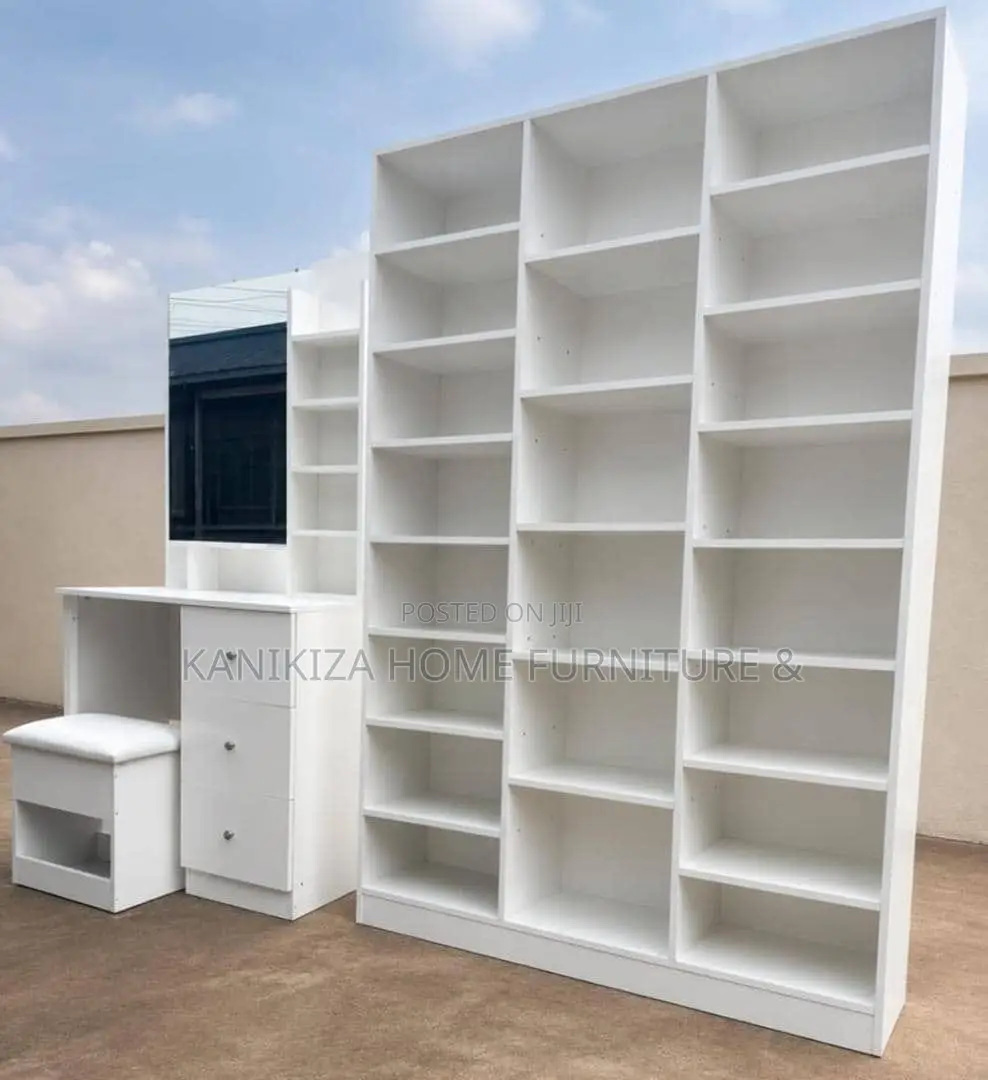 Luxury Open Wardrobe Na Dressing Table