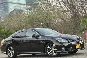 Toyota Crown 2011 Black