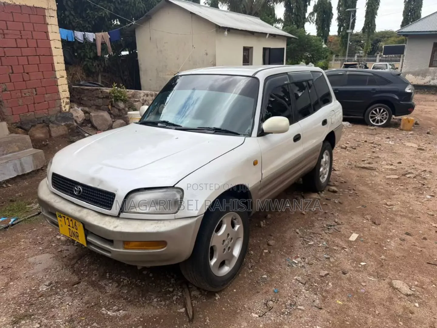 Toyota RAV4 Base FWD 1999 Silver