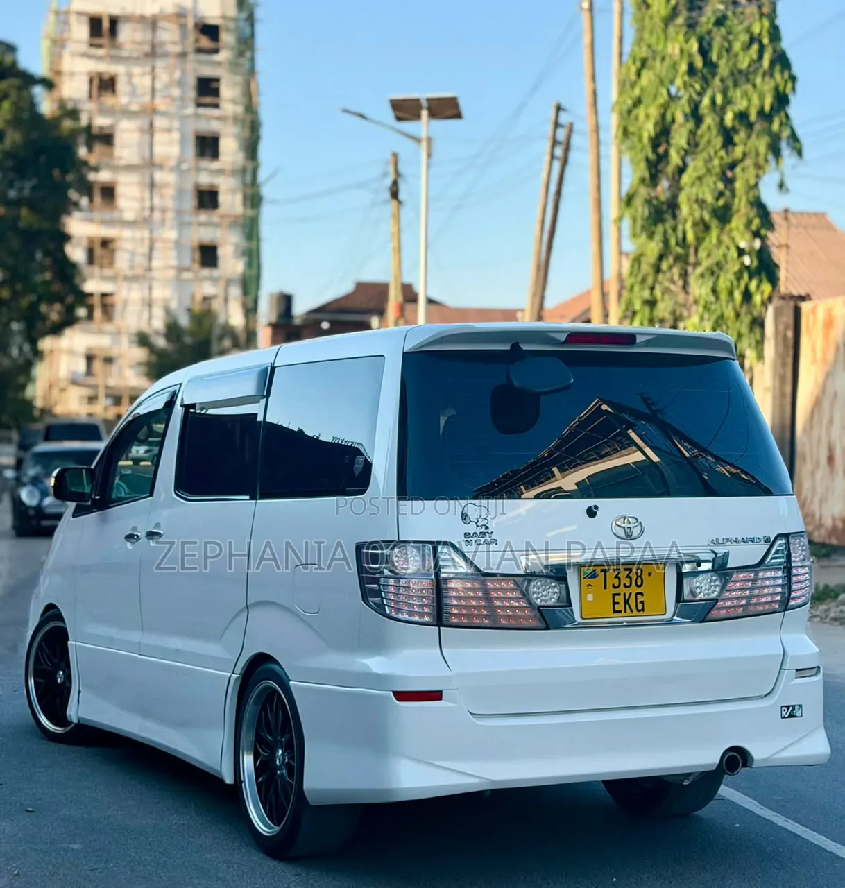Toyota Alphard 2007 White