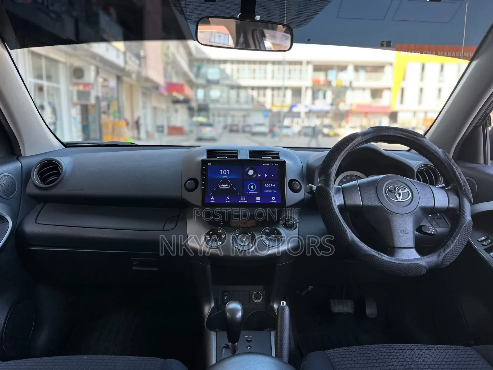 Toyota Vanguard 2010 Black