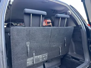 Toyota Vanguard 2010 Black
