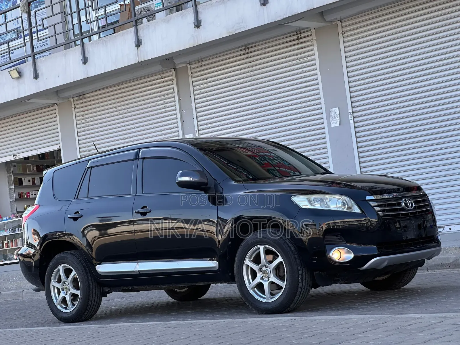 Toyota Vanguard 2010 Black