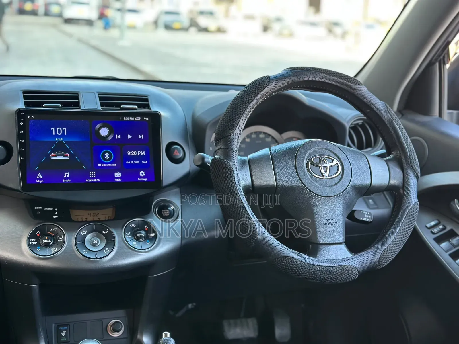 Toyota Vanguard 2010 Black