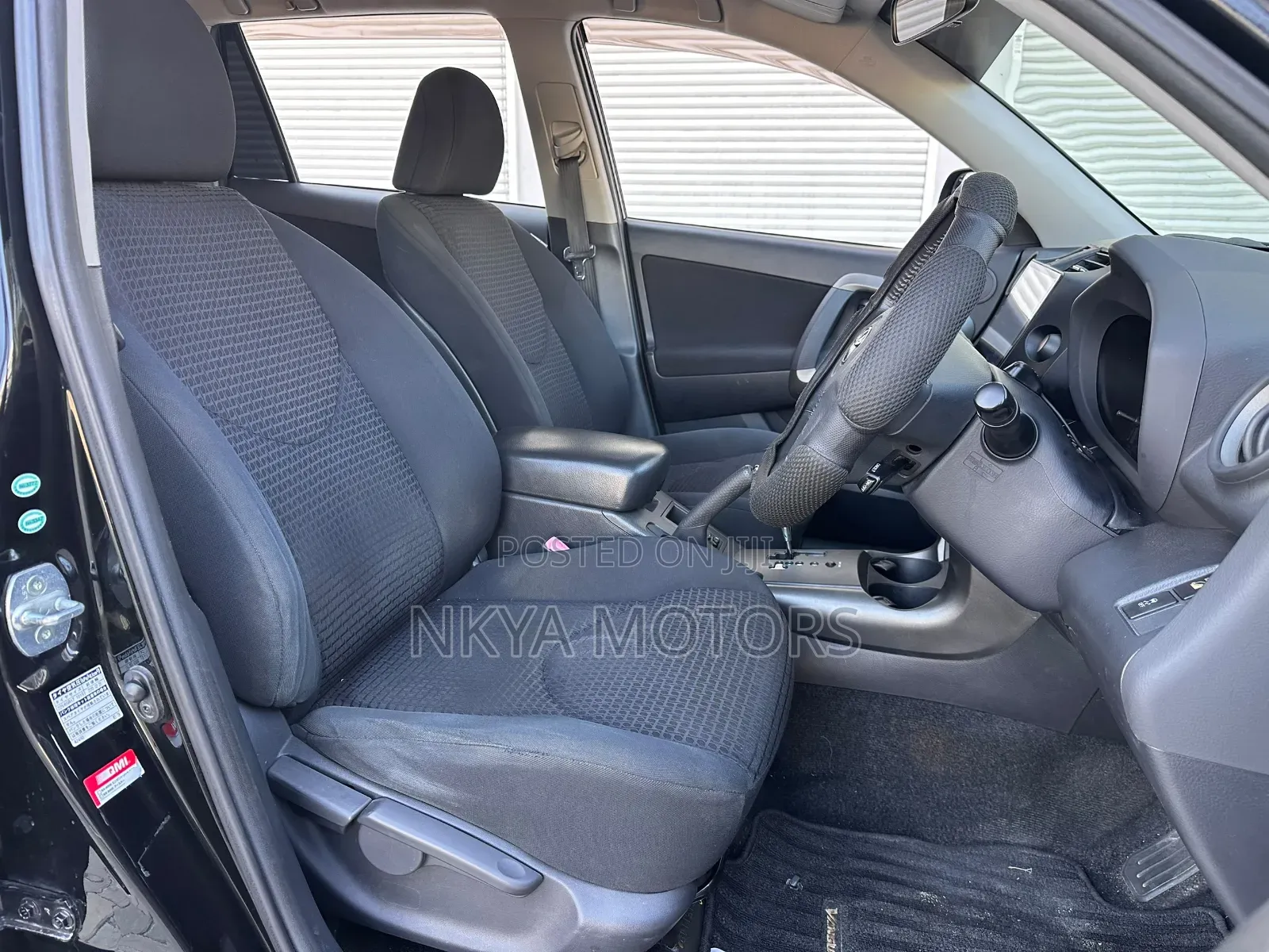 Toyota Vanguard 2010 Black