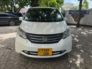 Honda Freed 2009 White