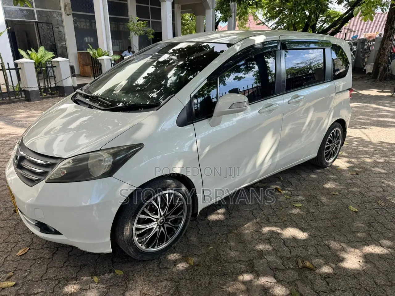 Honda Freed 2009 White