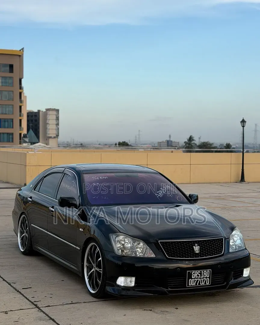 Toyota Crown 2007 Black