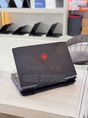 Laptop HP Omen 15 16GB Intel Core i5 HDD+SSD 128GB