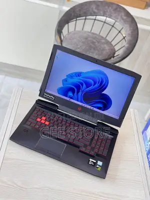 Laptop HP Omen 15 16GB Intel Core i7 HDD+SSD 128GB